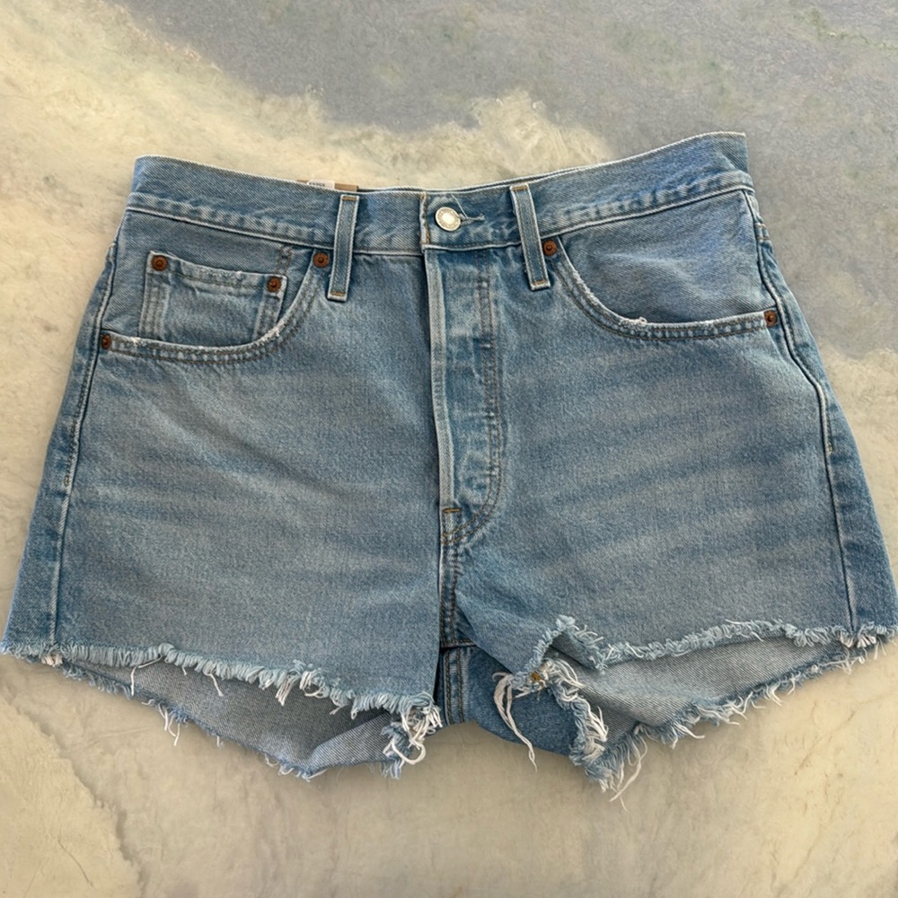 Levi’s 501 Denim Shorts - Picture 1 of 3